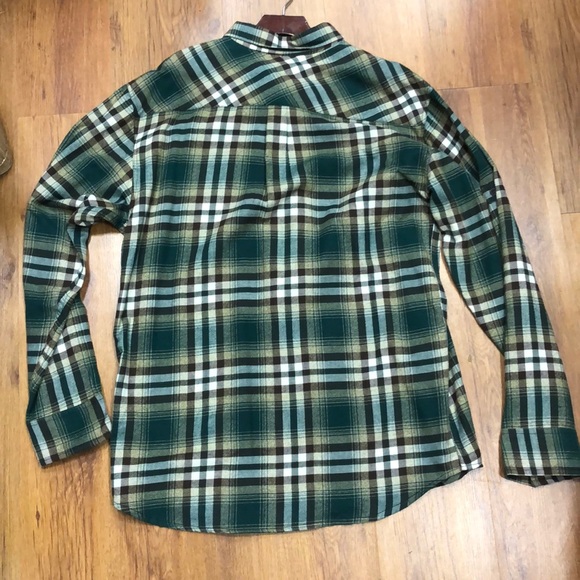 Button down - Picture 2 of 2